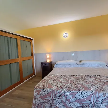 Rural La Frondosa Daire Villasbuenas de Gata